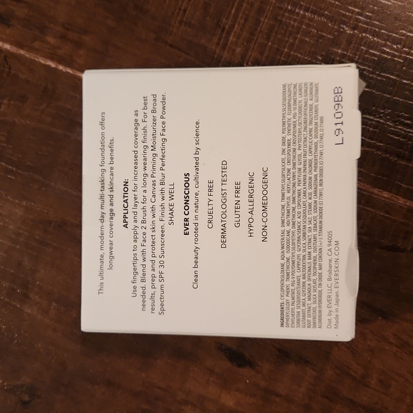 Ever Facial Foundation - Picture 2 of 3